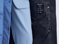 Пуховое пальто с капюшоном свободного силуэта