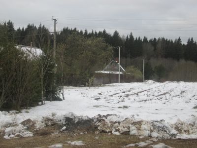 Памятное место, где в марте 1942 г. гитлеровцами были сожжены 112 жителей деревни