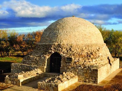 Монастырский погреб (усыпальница)