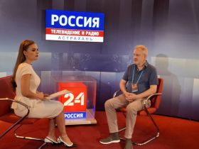 Зампред СЖР Алексей Вишневецкий выступил спикетом Х Каспийского медиафорума в Астрахани