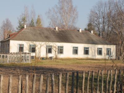 Школа, в которой учился Герой Советского Союза И.Г. Романов