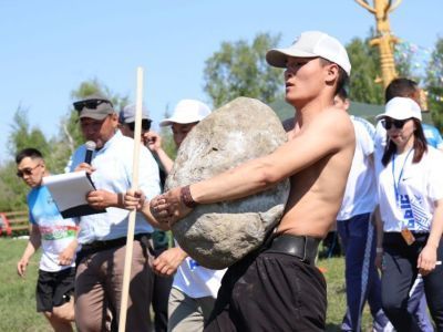 Первый этап соревнований по национальным видам спорта прошел на фестивале «Табыс»