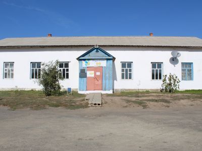 Суворовский сельский клуб