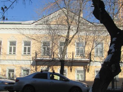 Дом в стиле позднего русского классицизма