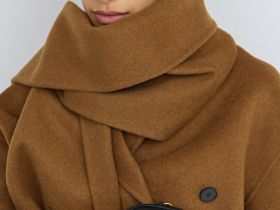 Длинное двубортное пальто с шарфом, Желтый