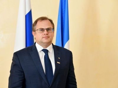 Якутянам расскажут о грантовых конкурсах в области науки и образования в прямом радиоэфире