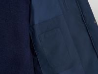 Утепленное пальто с воротником-стойкой