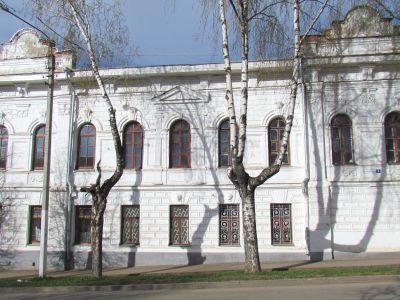 Главное здание