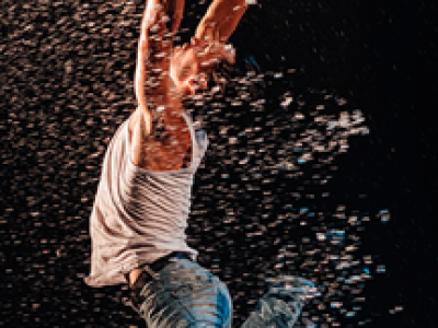 Шоу под дождем (Каневская)