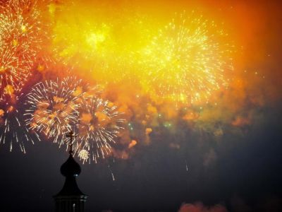 Первый из салютов в честь 75-летия освобождения городов от фашистских захватчиков состоится сегодня