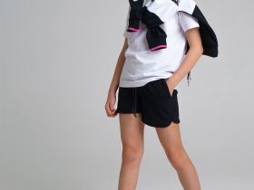 Комплект для занятий спортом: футболка, шорты, сумка-мешок для девочки