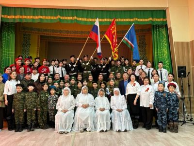 Знамя Победы встречают в населённых пунктах Момского района Якутии