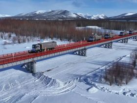 Айсен Николаев принял участие в открытии двух мостов в Томпонском районе