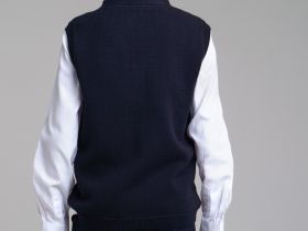 Жилет вязаный на молнии