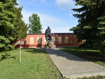 Мемориал воинам-односельчанам, погибшим в годы Великой Отечественной войны