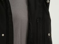 Пальто утепленное с капюшоном