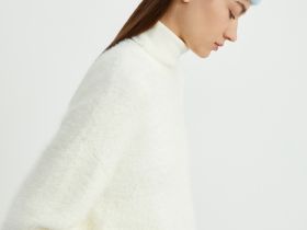 Шапка из овечьей и ангорской шерсти