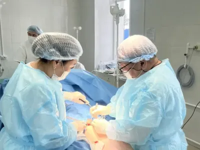 Мобильные хирурги начали работу в Горном улусе