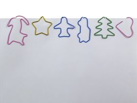 Скрепки фигурные Globus - ассорти 28-45 мм 42 шт. пластик. коробка, ассорти