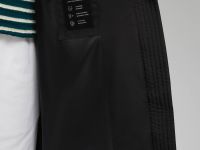 Утепленное пальто с капюшоном