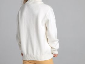 Свитер для девочки