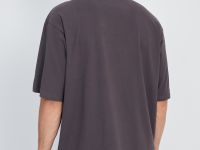 Футболка из хлопка с нагрудным карманом