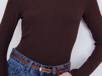 Водолазка приталенного силуэта