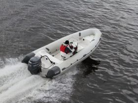 Лодка РИБ БУРЕВЕСТНИК 530 MAX