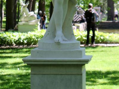 Статуя "Вакханка"