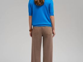 Легкий джемпер с коротким рукавом