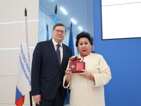 Людмила Корнилова переизбрана профсоюзным лидером работников здравоохранения Якутии