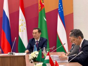 Айсен Николаев принял участие в форуме «Энергопром» в Казани