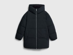 Утеплённая стёганая куртка с капюшоном, Черный