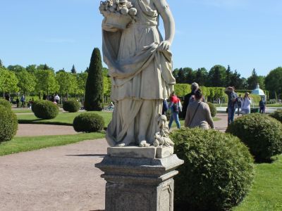 Статуя "Флора"