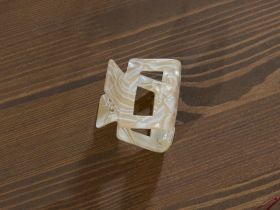 Заколка Cozy Home X