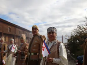 Около 50 праздничных площадок развернулись на фестивале в старом городе Якутска