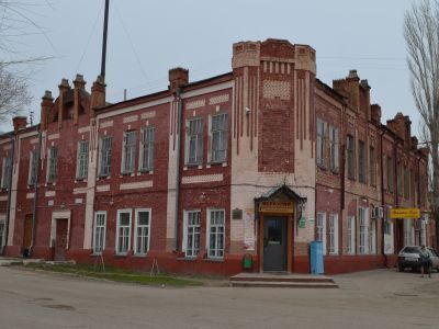 Здание, в котором в 1918 году размещался волостной совет рабочих, крестьянских и солдатских депутатов