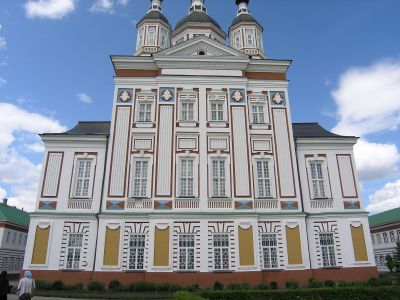 Трехсвятительская церковь