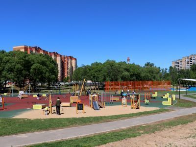 Парк набережной реки Песочная