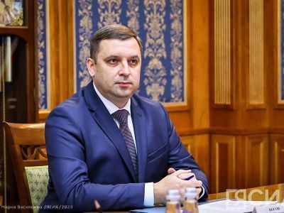 Нового начальника управления Минюста России по Якутии представили главе республики