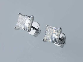 Пусеты из белого золота с бриллиантами э4701пс11231162