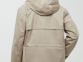 Ветровка из хлопка с капюшоном