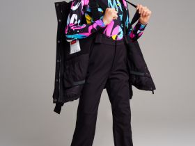 Куртка текстильная с полиуретановым покрытием для девочек