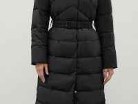 Стеганое утепленное пальто с капюшоном