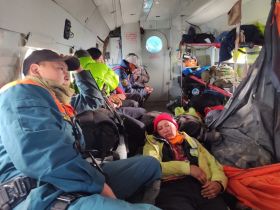 В Якутии успешно эвакуировали пострадавших с горы Победа