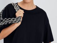 Футболка oversize силуэта