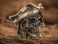 Бусина для темляка Пират в треуголке, мельхиор