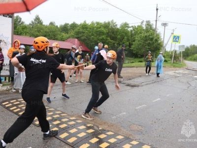 В регионах России стартовали соревнования «Школа безопасности»