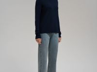 Легкий базовый джемпер прямого кроя