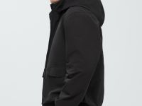 Ветровка-бомбер со съемным капюшоном